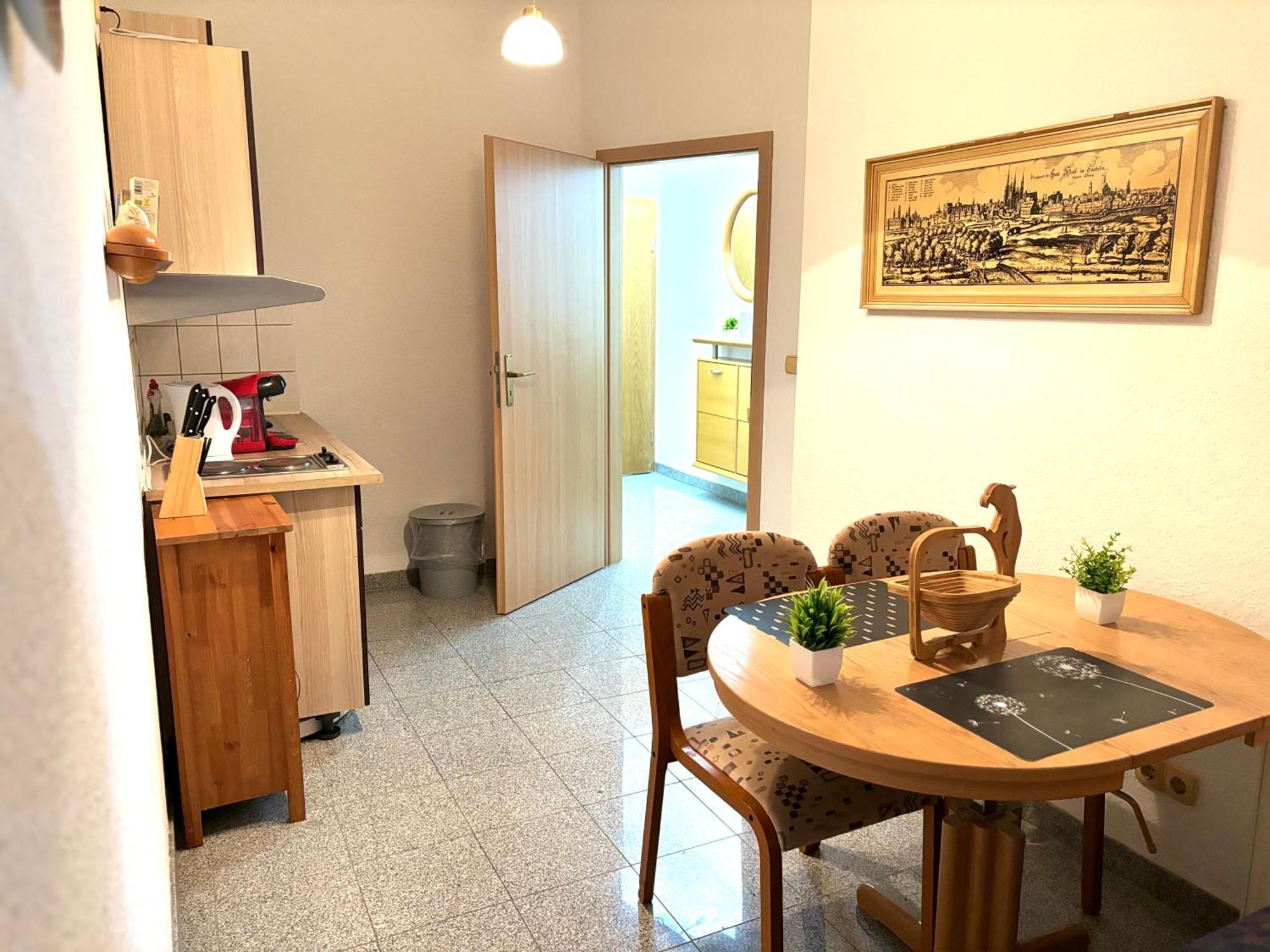 Piano Apartment Halle Center - Netflix - Free Wifi 2 Εξωτερικό φωτογραφία