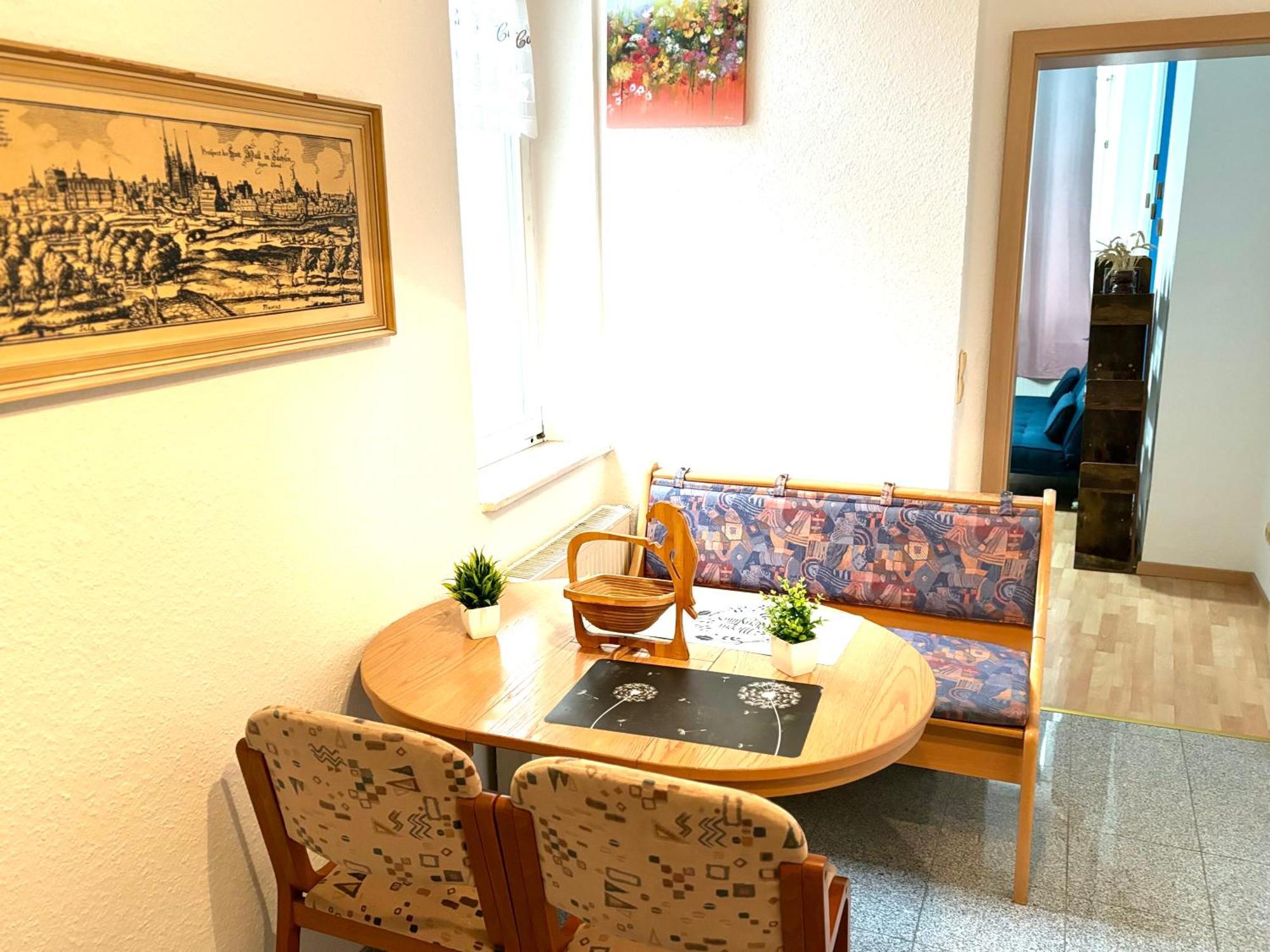 Piano Apartment Halle Center - Netflix - Free Wifi 2 Εξωτερικό φωτογραφία